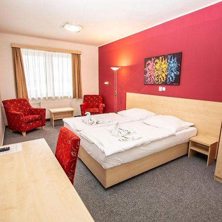 Mestsky Hotel Bobik Volary Εξωτερικό φωτογραφία